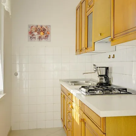 Apartment Ideal For Families With Pets *