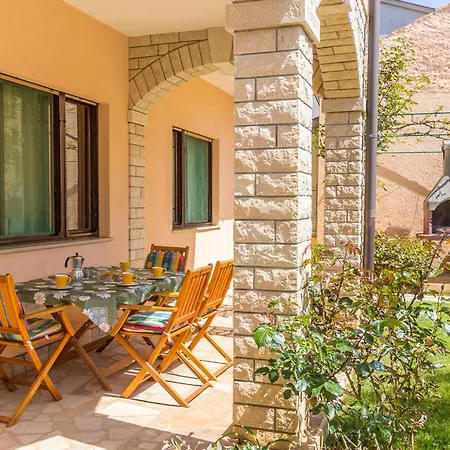 Apartment Ideal For Families With Pets